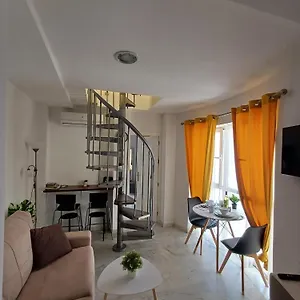 Apartment Atico Acogedor, Centrico Y A 2 Min De La Playa., Fuengirola