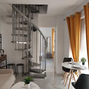 Apartment Atico Acogedor, Centrico Y A 2 Min De La Playa., Fuengirola